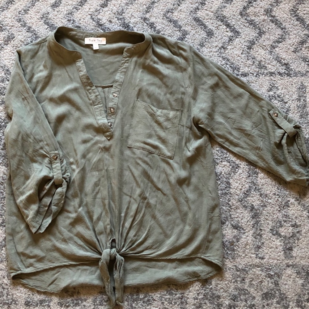 Perfect tie blouse for spring
